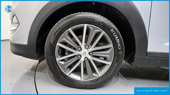 HYUNDAI TUCSON DIESEL 2.0 2WD