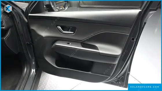HYUNDAI KONA GASOLINE 2.0 2WD