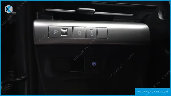 HYUNDAI KONA GASOLINE 2.0 2WD
