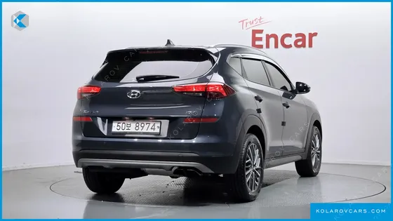 HYUNDAI TUCSON DIESEL 2.0 2WD