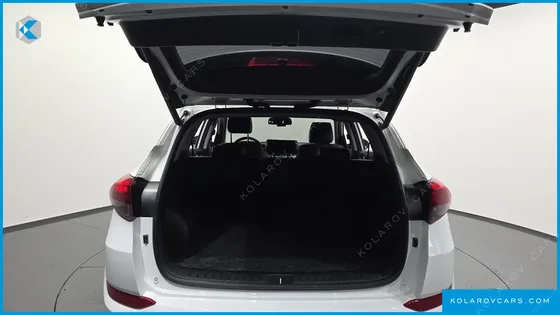 HYUNDAI TUCSON DIESEL 2.0 2WD