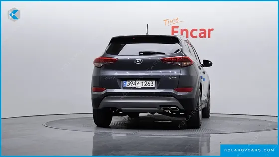 HYUNDAI TUCSON DIESEL 2.0 2WD
