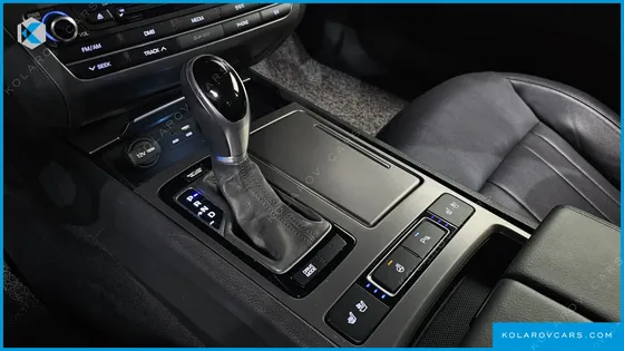 HYUNDAI GENESIS G330 MODERN AWD