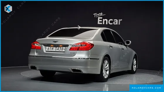 HYUNDAI GENESIS BH330 MODERN