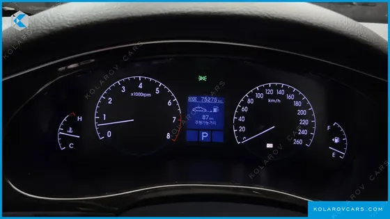 HYUNDAI GENESIS BH330 MODERN