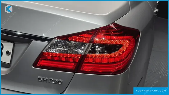 HYUNDAI GENESIS BH330 MODERN