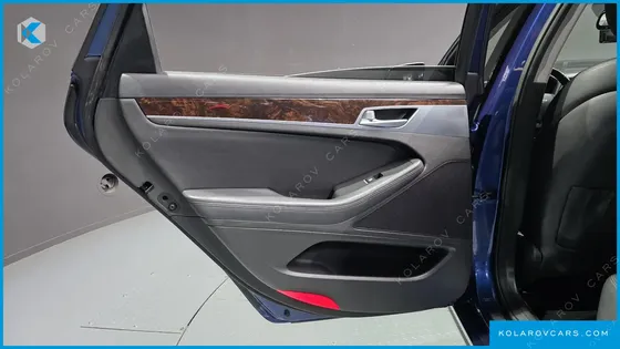 HYUNDAI GENESIS G330 MODERN AWD