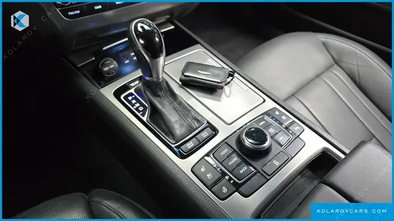 HYUNDAI GENESIS G330 PREMIUM AWD