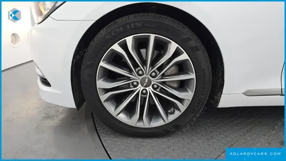 HYUNDAI GENESIS G330 MODERN AWD