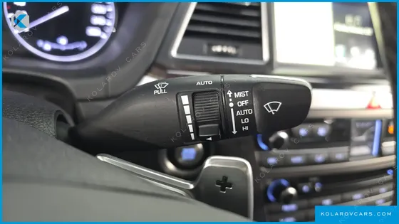 HYUNDAI GENESIS G330 MODERN AWD