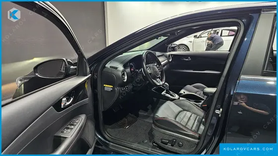 KIA K3 5DOOR GT SIGNATURE