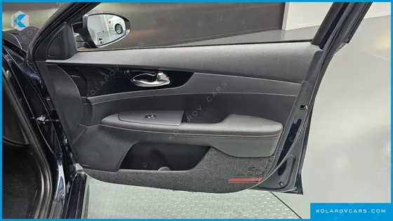 KIA K3 5DOOR GT SIGNATURE