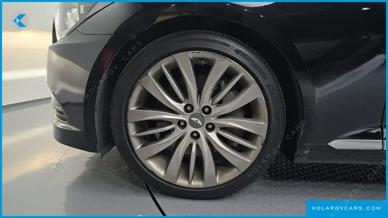 HYUNDAI GENESIS G330 PREMIUM AWD