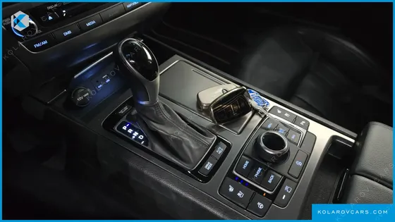 HYUNDAI GENESIS G330 PREMIUM AWD
