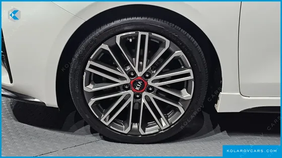 KIA K3 5DOOR GT PLUS