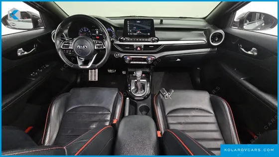 KIA K3 5DOOR GT SIGNATURE