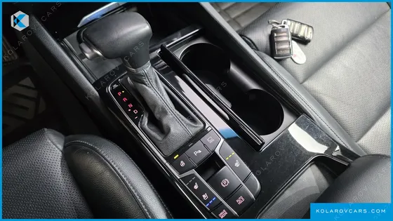 KIA K7 3.0 LPI LUXURY (RENTAL CAR)
