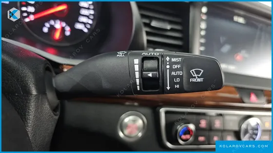 KIA K7 3.0 LPI LUXURY (RENTAL CAR)