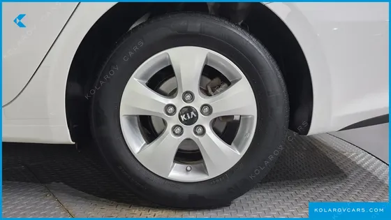 KIA K3 TRENDY