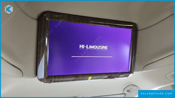 KIA CARNIVAL 11-SEATER HI-LIMOUSINE