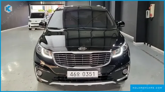 KIA CARNIVAL 9-SEATER PRESTIGE