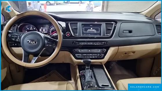 KIA CARNIVAL 9-SEATER PRESTIGE