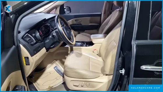 KIA CARNIVAL 9-SEATER PRESTIGE