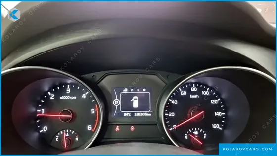 KIA CARNIVAL 11-SEATER DELUXE