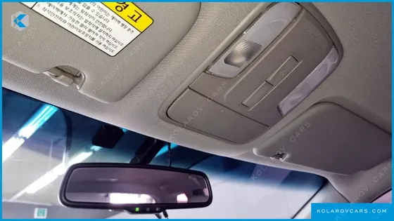 KIA CARNIVAL 11-SEATER DELUXE