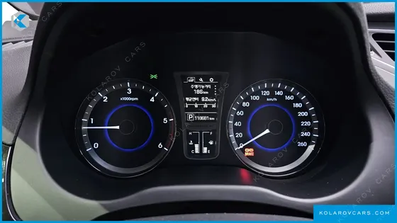 HYUNDAI GRANDEUR HG220 DIESEL MODERN