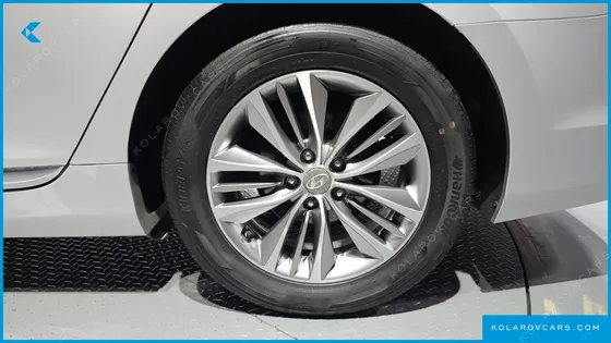 HYUNDAI GRANDEUR HG220 DIESEL MODERN