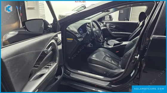 HYUNDAI GRANDEUR HG300 PREMIUM
