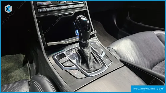 HYUNDAI GRANDEUR HG240 MODERN COLLECTION