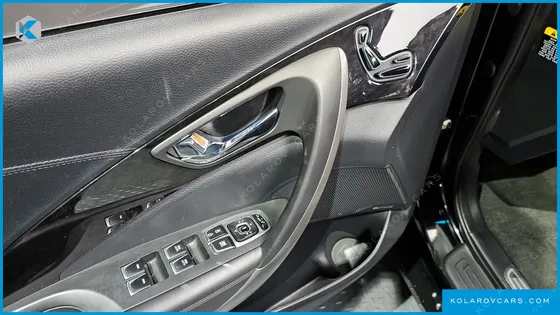HYUNDAI GRANDEUR HG240 MODERN COLLECTION