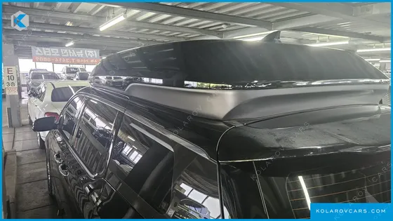 KIA CARNIVAL GASOLINE 7-SEATER HI-LIMOUSINE