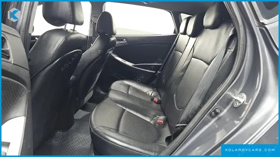 HYUNDAI ACCENT DIESEL WIT 1.6 VGT PREMIER
