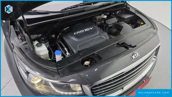 KIA CARNIVAL 9-SEATER PRESTIGE