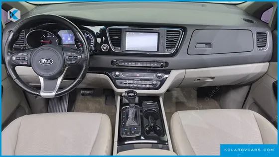 KIA CARNIVAL 9-SEATER PRESTIGE