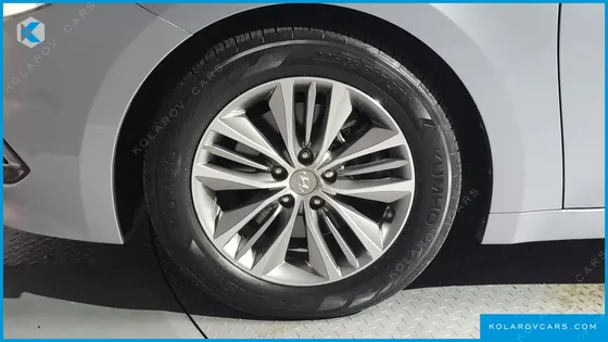 HYUNDAI GRANDEUR HG220 DIESEL MODERN COLLECTION