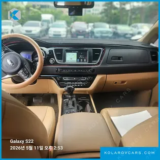 KIA CARNIVAL 9-SEATER PRESTIGE