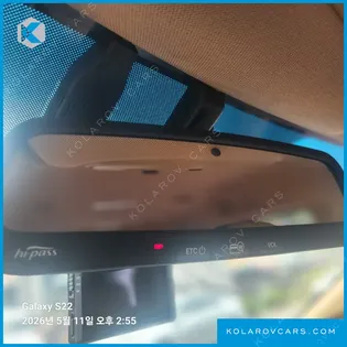KIA CARNIVAL 9-SEATER PRESTIGE