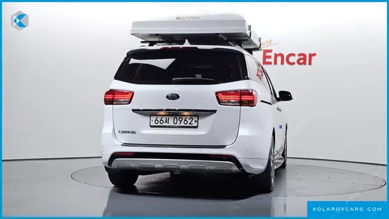 KIA CARNIVAL 9-SEATER NOBLESSE