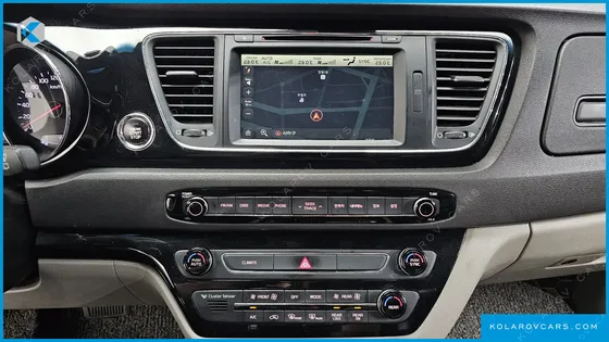 KIA CARNIVAL 9-SEATER NOBLESSE