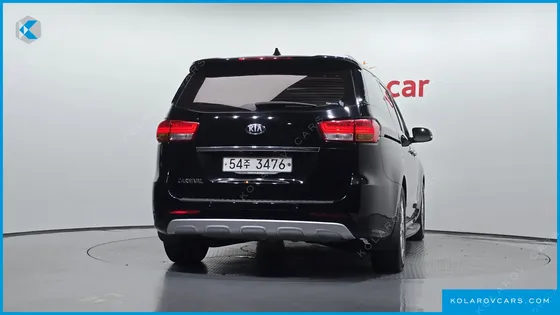 KIA CARNIVAL 9-SEATER PRESTIGE