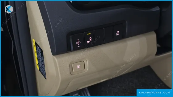KIA CARNIVAL 9-SEATER PRESTIGE