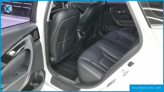 HYUNDAI GRANDEUR HG220 DIESEL MODERN