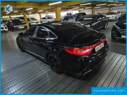 HYUNDAI GRANDEUR HG240 MODERN