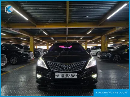 HYUNDAI GRANDEUR HG240 MODERN