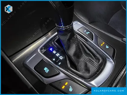 HYUNDAI GRANDEUR HG240 MODERN