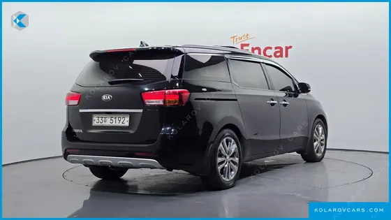 KIA CARNIVAL 9-SEATER NOBLESSE